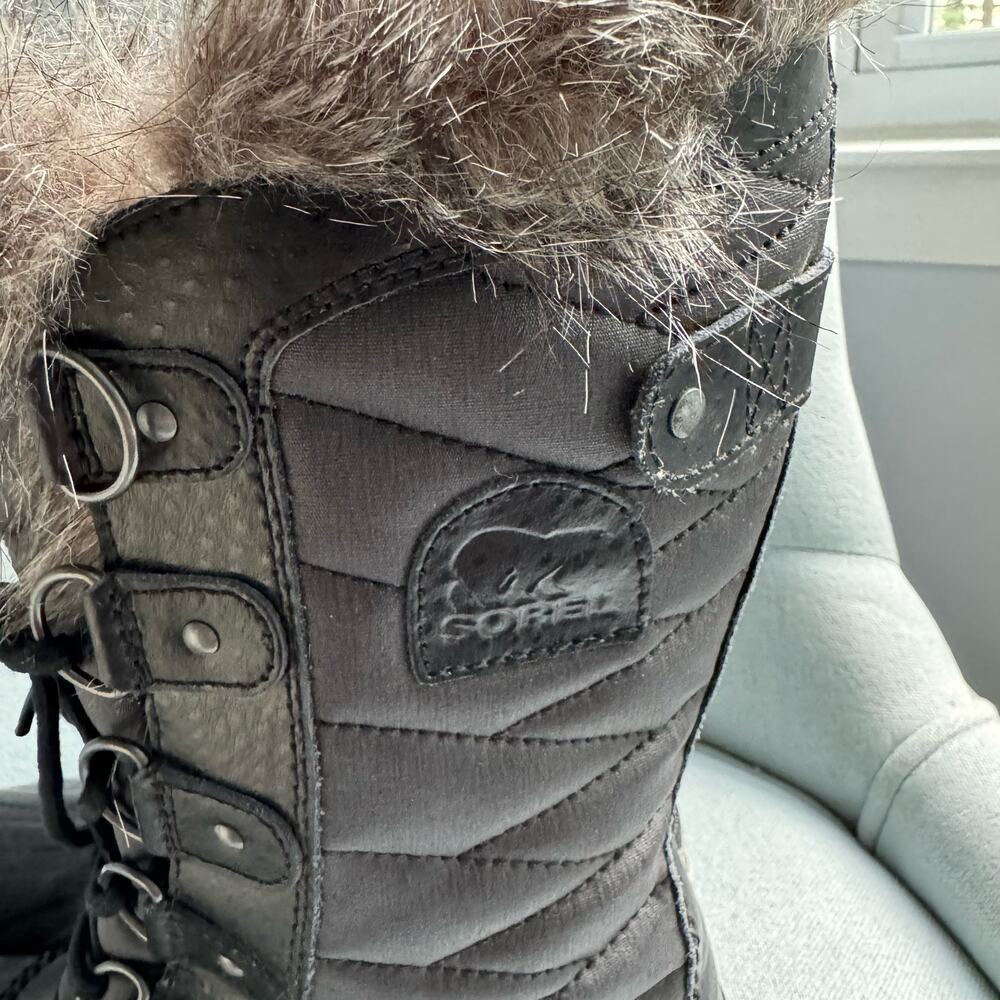 SOREL Women's Tofino II Waterproof Insulated Winter Boot with Faux Fur Cuff 6 - Picture 5 of 14